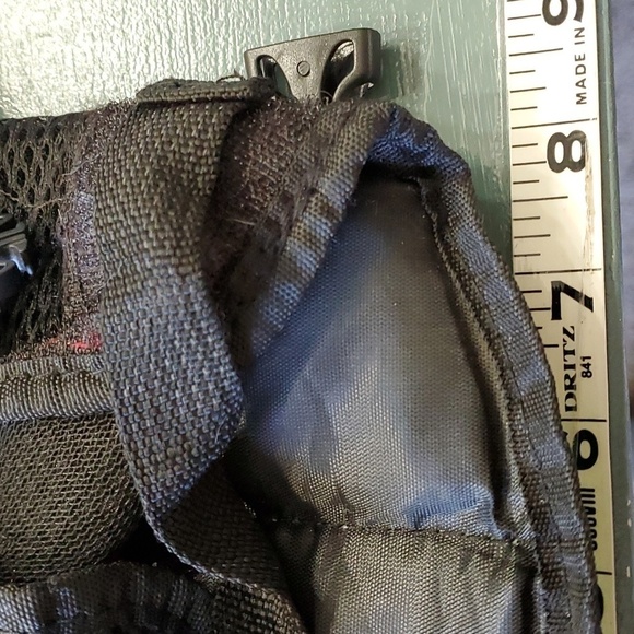 Small dog life jacket. Green. Good used condition. Adjustable. - Picture 5 of 7